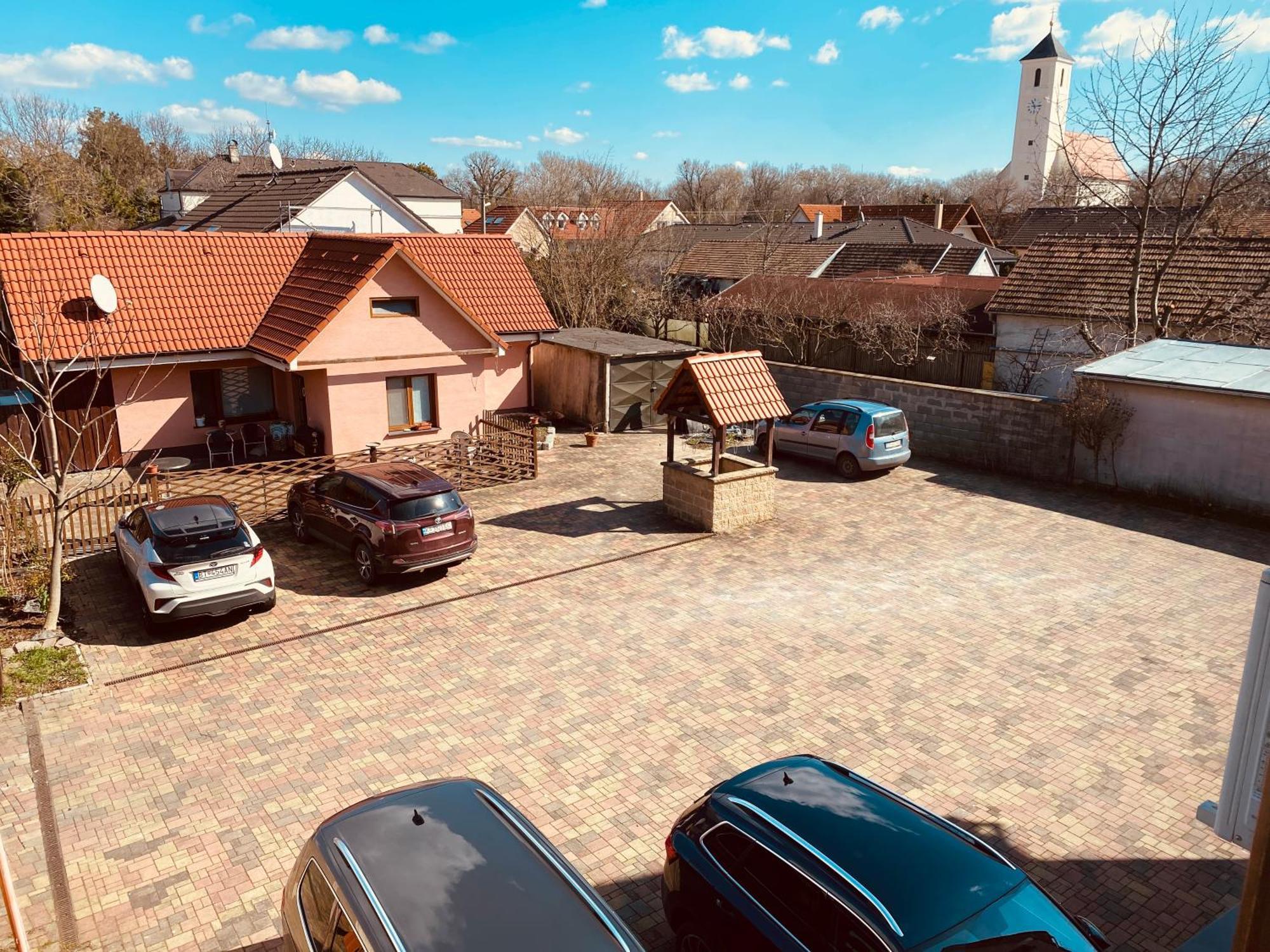 Rusovsky Penzion Bratislava Eksteriør bilde